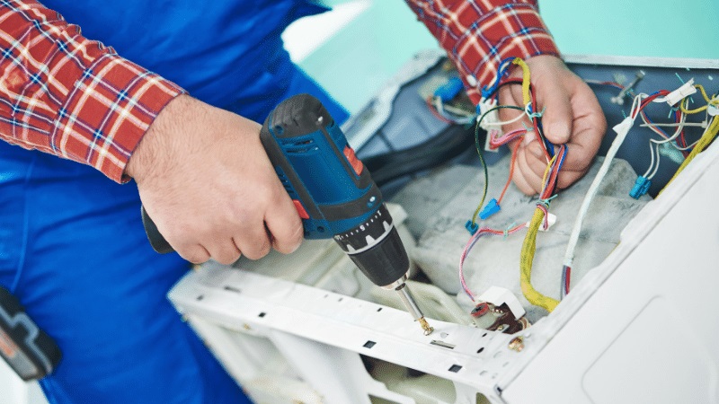 Kızılcahamam Daikin Daikin çamaşır makinesi kart tamiri – Su almama arızası orijinal parça ile giderildi. - Teknik servis örneği
